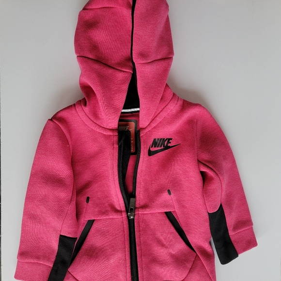 Nike Tech Fleece Pink One Piece Jumpsuit Romper size 3/6 months - Picture 3 of 15